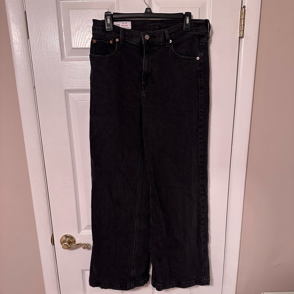 Wide leg black jean